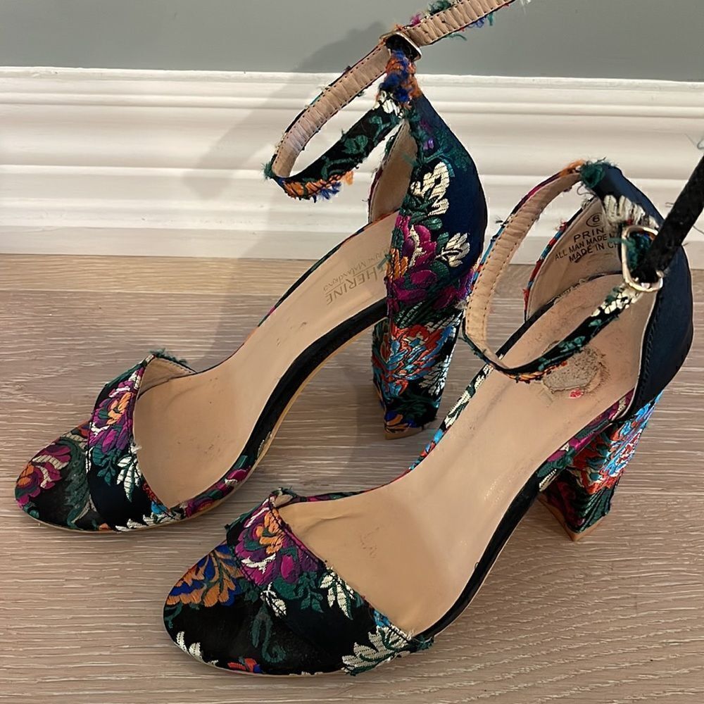 Catherine Malandrino High Heels – Size 6 - Picture 2 of 8